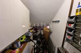 Punat - stan na top lokaciji 100 m od mora!, Punat, Appartment