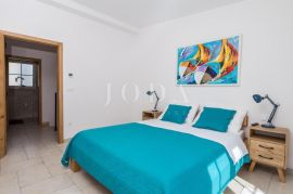 Villa s bazenom i pogledom na more - otok Krk, Krk, بيت