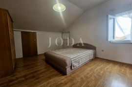 Prostrani stan, idealan za život!, Krk, Apartamento