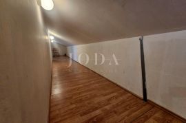 Prostrani stan, idealan za život!, Krk, Apartamento