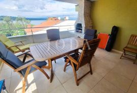 Otok Krk! Prostrani apartman 100 m do mora!, Dobrinj, Appartment