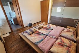 Otok Krk! Prostrani apartman 100 m do mora!, Dobrinj, Appartamento