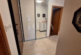 Otok Krk! Prostrani apartman 100 m do mora!, Dobrinj, Appartment