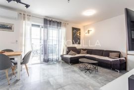 Trogir, prekrasan dvosoban stan kompletno namješten, Trogir, Apartamento