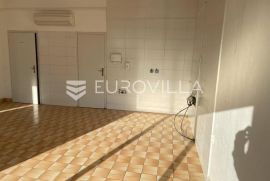 Pleternica, Mlinska, prostrani poslovni prostor 100 m2, Pleternica, Εμπορικά ακίνητα