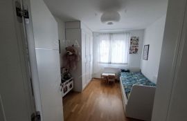 STAN, PRODAJA, ZAPREŠIĆ, 82 m2, 4-soban, Zaprešić, Appartement