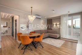 Rijeka, Zamet, luksuzan trosoban stan s pogledom na more NKP 90 m2, Rijeka, Appartment