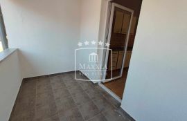 Kruševo - kuća sa 3 apartmana novija gradnja! 195000€, Obrovac, Σπίτι