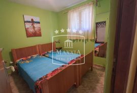 Pridraga - kuća pogled na more! 290000€, Novigrad, House