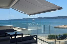 Sukošan - prestižna villa uz more 586m2 s bazenom! Exclusive! 2 500 000 EUR, Sukošan, Σπίτι