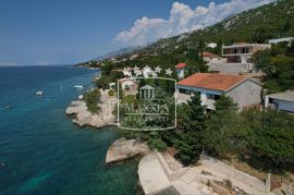 Barić Draga - kuća prvi red 177m2 na terenu od 613m2! Lokacija!! 849000€, Starigrad, Maison