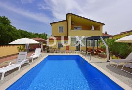 ISTRA, POREČ - Apartmanska kuća sa bazenom, Poreč, Дом