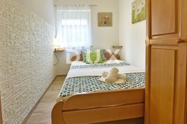 ISTRA, POREČ - Apartmanska kuća sa bazenom, Poreč, Kuća