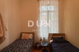 ISTRA, VERUDA Austrougarski stan na super lokaciji!, Pula, Appartement