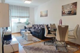 Darwinova ulica 2soban stan 43m2 (1.kat), Peščenica - Žitnjak, Flat