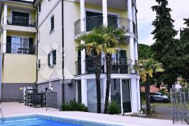 OPATIJA, NAJAM MODERNOG STANA S BAZENOM, Opatija, Appartement