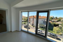 STAN 2 SPAVAĆE I 2 KUPAONICE 63.53m2 - Pula, Pula, Appartment