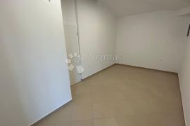 STAN 2 SPAVAĆE I 2 KUPAONICE 63.53m2 - Pula, Pula, Wohnung