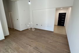 STAN 2 SPAVAĆE I 2 KUPAONICE 63.53m2 - Pula, Pula, Appartment