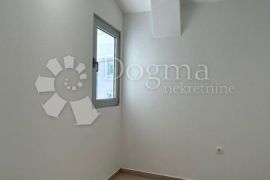 STAN 2 SPAVAĆE I 2 KUPAONICE 63.53m2 - Pula, Pula, Appartment