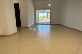 STAN 2 SPAVAĆE I 2 KUPAONICE 75.36m2 - Pula, Pula, Apartamento