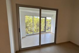 STAN 2 SPAVAĆE I 2 KUPAONICE 82.11m2 - Pula, Pula, Appartement