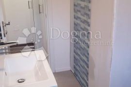 Kostrena najam-1S+DB, novoadaptiran i namješten, Kostrena, Flat