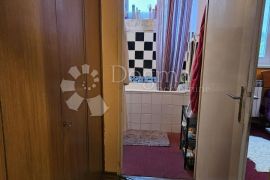 Stan sa balkonom i lođom, Varaždin, Appartement