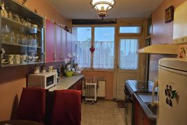 Stan sa balkonom i lođom, Varaždin, Apartamento