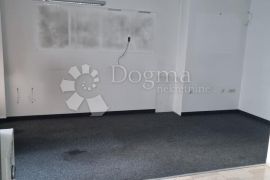 POSLOVNI PROSTOR NA POTOKU, Rijeka, Commercial property