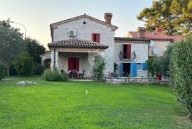 Labin, okolica, prekrasna autohtona kuća za odmor., Labin, Kuća