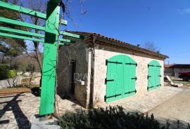 Labin, okolica, prekrasna autohtona kuća za odmor., Labin, Kuća