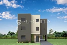 Osijek, Biljska cesta, četverosoban stan u urbanoj vili na 2. katu površine 135.86 m2 + vrt, Osijek - Okolica, Appartement