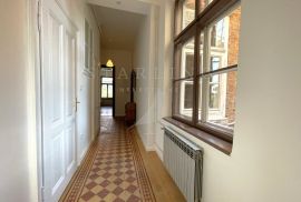 STAN, NAJAM, ZAGREB, CENTAR, 101 m2, 3-soban, Donji Grad, Appartement