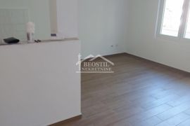 Zemun - Zemun Polje - 60m2(85m2) ID#22923, Zemun, شقة