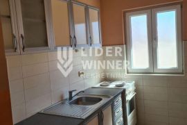 Namešten, bez ulaganja ID#130575, Zemun, Apartamento