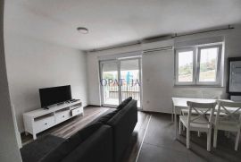 Matulji, Šmogori, 2s+db s balkonom, Matulji, Apartamento