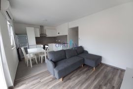 Matulji, Šmogori, 2s+db s balkonom, Matulji, Apartamento