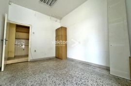 Donja Vežica, poslovni prostor 53m2, Rijeka, Commercial property