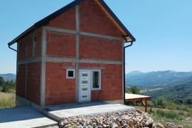 Gostilje-Zlatibor,rekonstruisana kuca, Čajetina, House