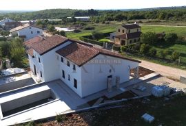 ISTRA - POREČ, KUĆA S BAZENOM I POGLEDOM NA MORE, Poreč, Casa