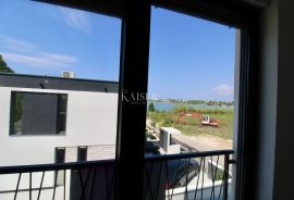 Zadar, Privlaka apartman novogradnja 70 m od mora, Privlaka, Appartamento