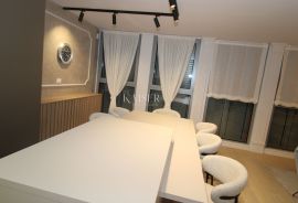 Opatija, centar, luksuzan jednosobni stan, novogradnja s liftom i garažom, Opatija, Apartamento