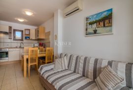 Klimno, otok Krk - apartman 62m2, 1. red do mora, Dobrinj, Daire