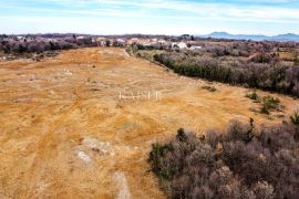 Rakalj - zemljište za izgradnju 50 vila, 45 000 m2, Pula, Terrain