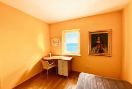 Opatija, Pobri - vila na zemljištu od 4300 m2 s jedinstvenim pogledom, Opatija - Okolica, بيت