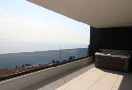 Opatija, luksuzan stan na top lokaciji, s otvorenim pogledom na Kvarner, Opatija, Apartamento