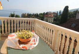 Opatija, Volosko,stan na II katu na atraktivnoj poziciji s lijepom vizurom prema moru, Opatija, Appartment