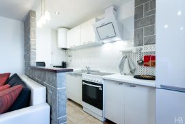 Pećine - Stan prvi red do mora 41 m2, Rijeka, Appartement