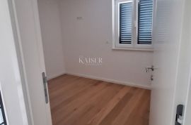 Nerezine - dvoetažni apartman 75,65 m2, blizina mora, Mali Lošinj, Wohnung